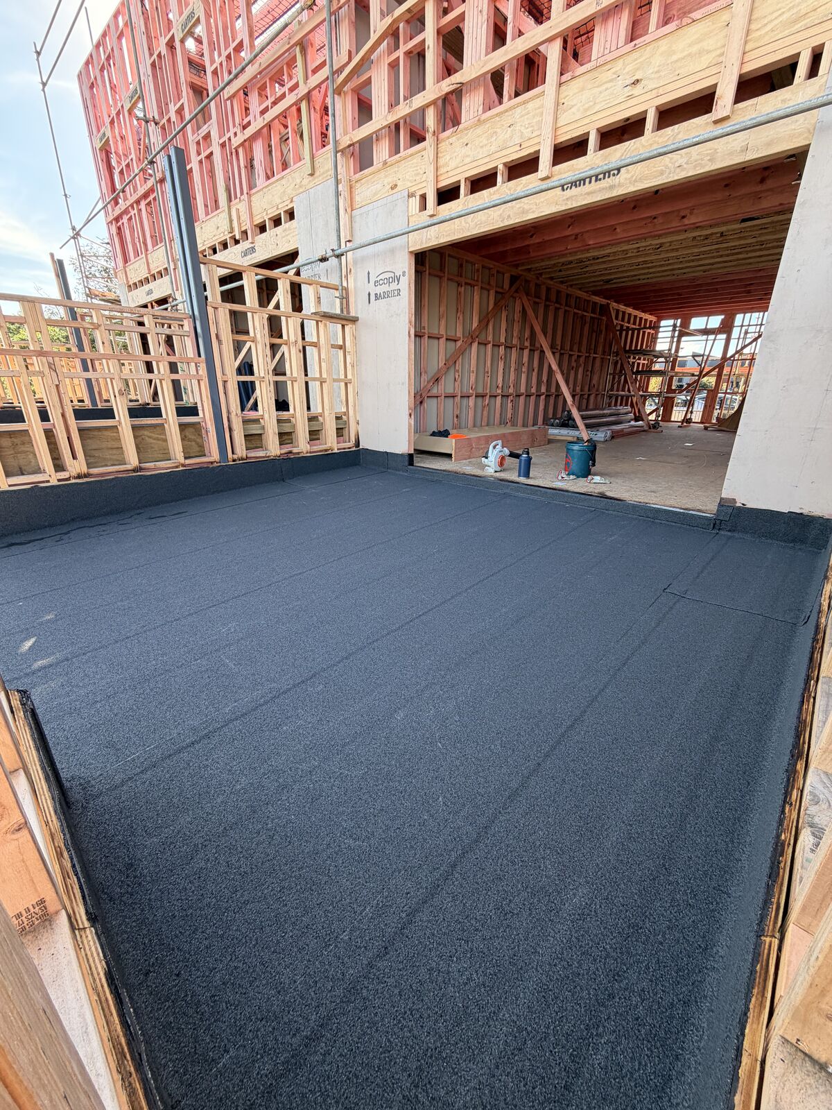 Torch-on waterproofing Manukau — Nuraply 3PM membrane across new build roof deck